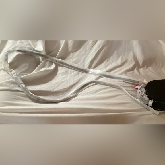 lululemon knock off bag PSA: fake EBBs on Poshmark. Scammers have moved from posting for $10-15 to  posting over retail with fake belt bags. I've already seen a few this  morning. Please be careful and look